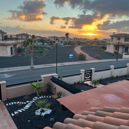 לאחארס Stillvolle Villa Mit Terrasse, Garten Und Grill מראה חיצוני תמונה